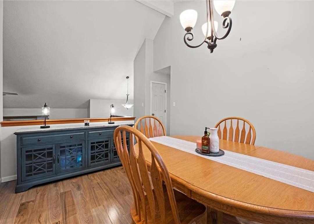 610 Meadowlark Road — photo 22