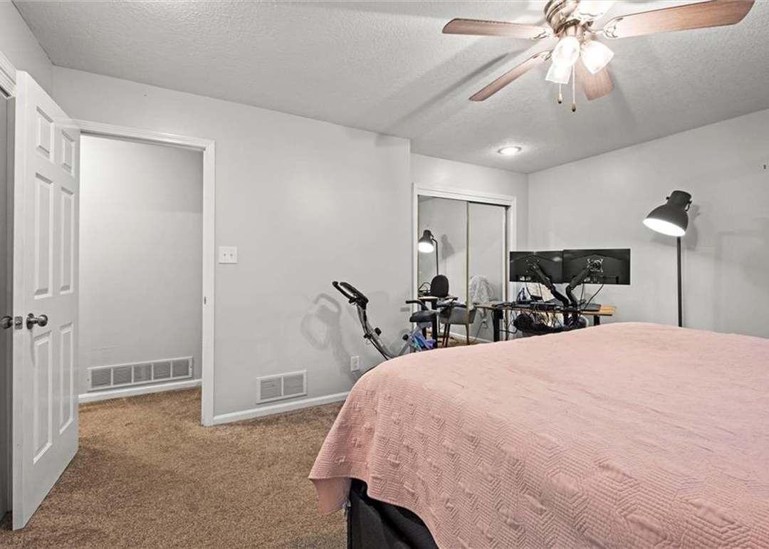 610 Meadowlark Road — photo 24