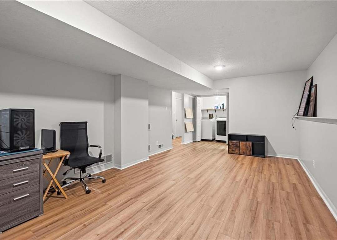 610 Meadowlark Road — photo 30