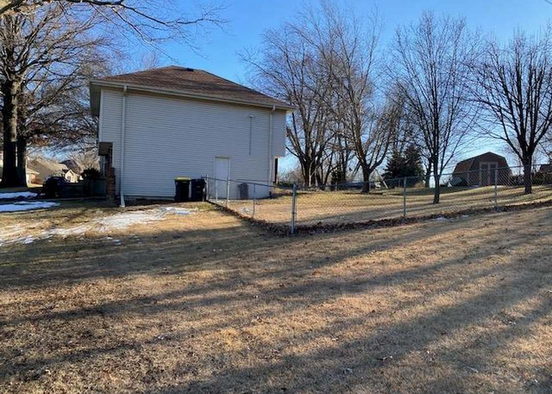 6100 Greenwood Street — photo 12