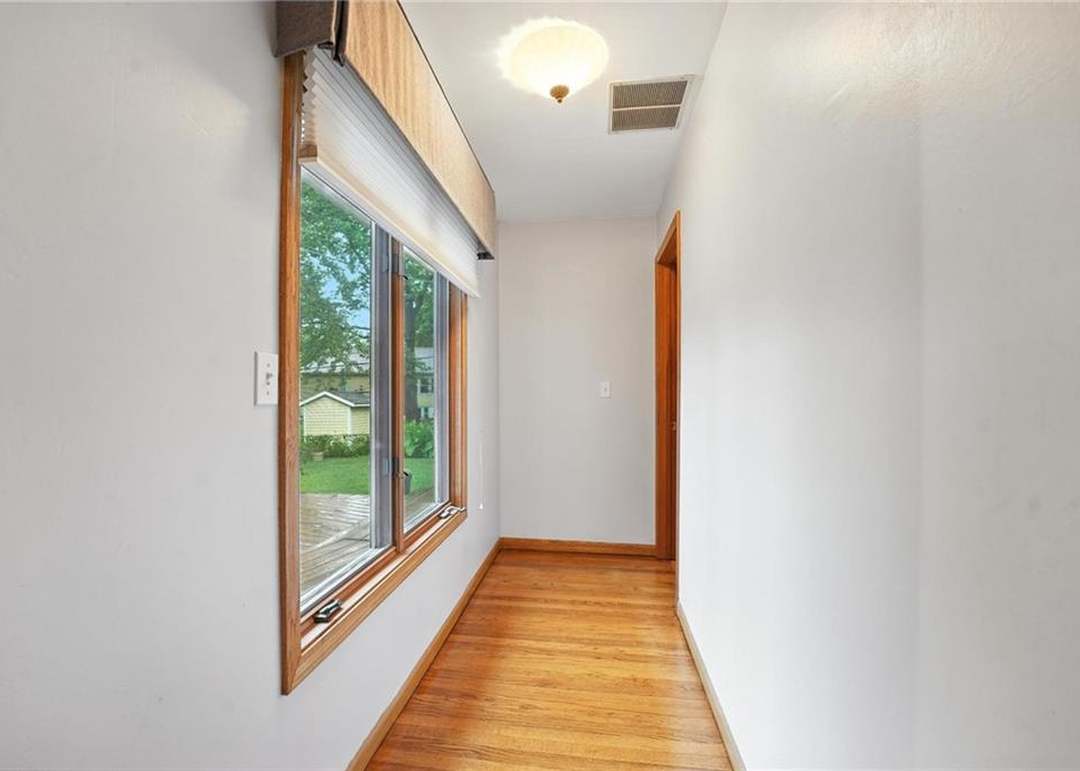 6100 W 85th Terrace — photo 4