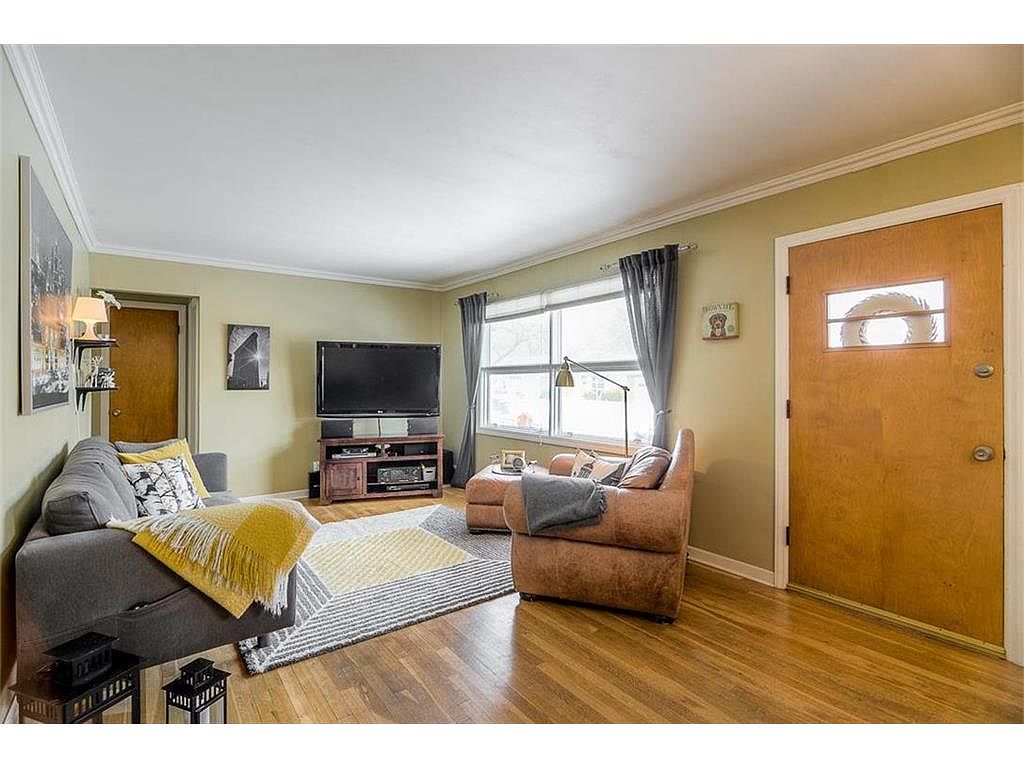 6105 W 54TH Street — photo 5