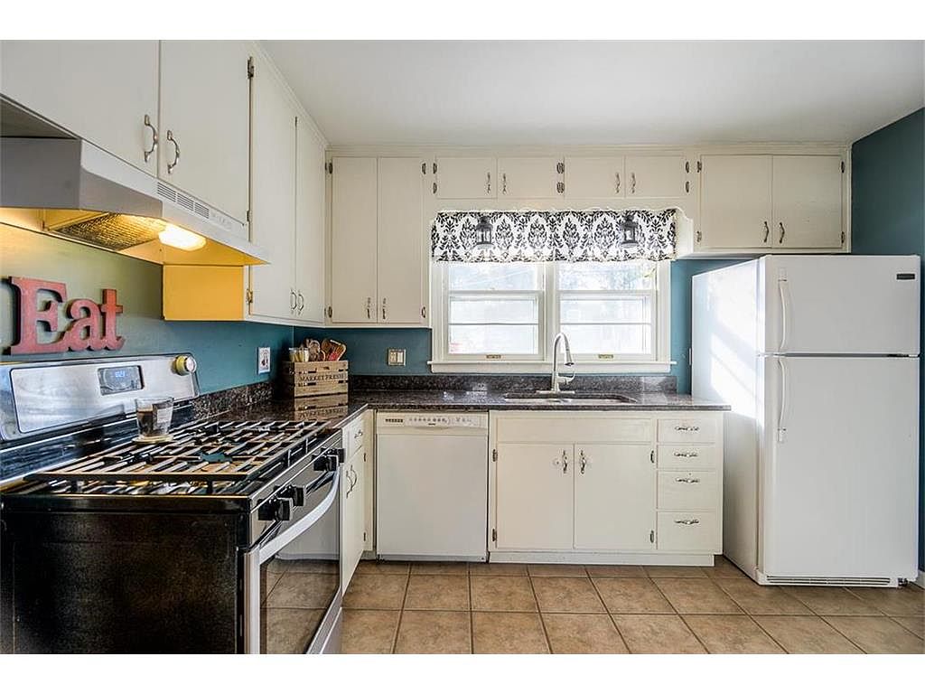 6105 W 54TH Street — photo 8