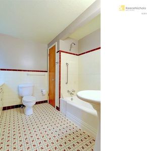 611 E 79th Street — photo 16