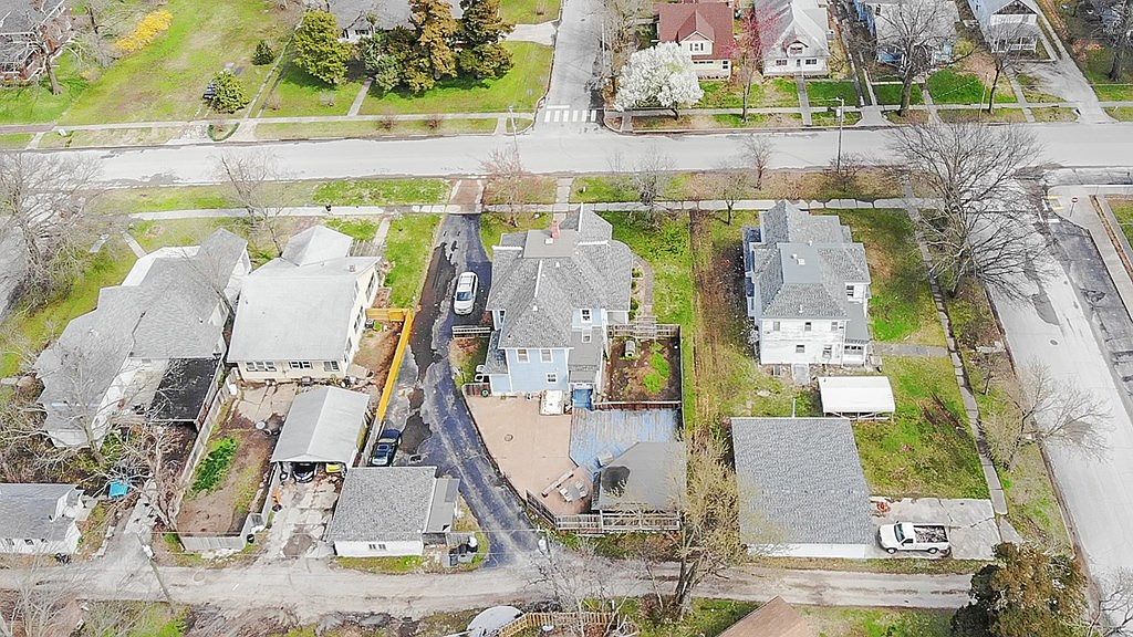 611 N 8th — photo 39