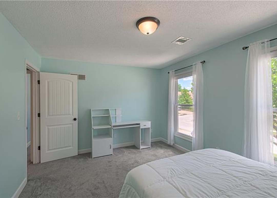 6118 N Mercier Street — photo 21