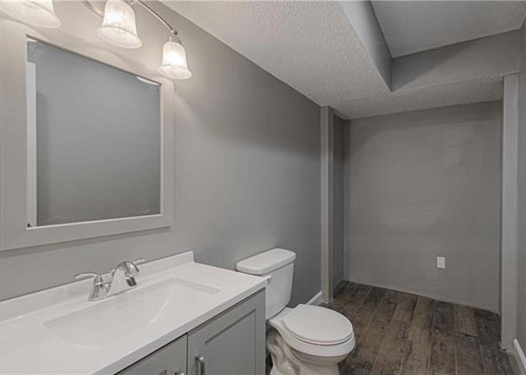 6118 N Mercier Street — photo 26