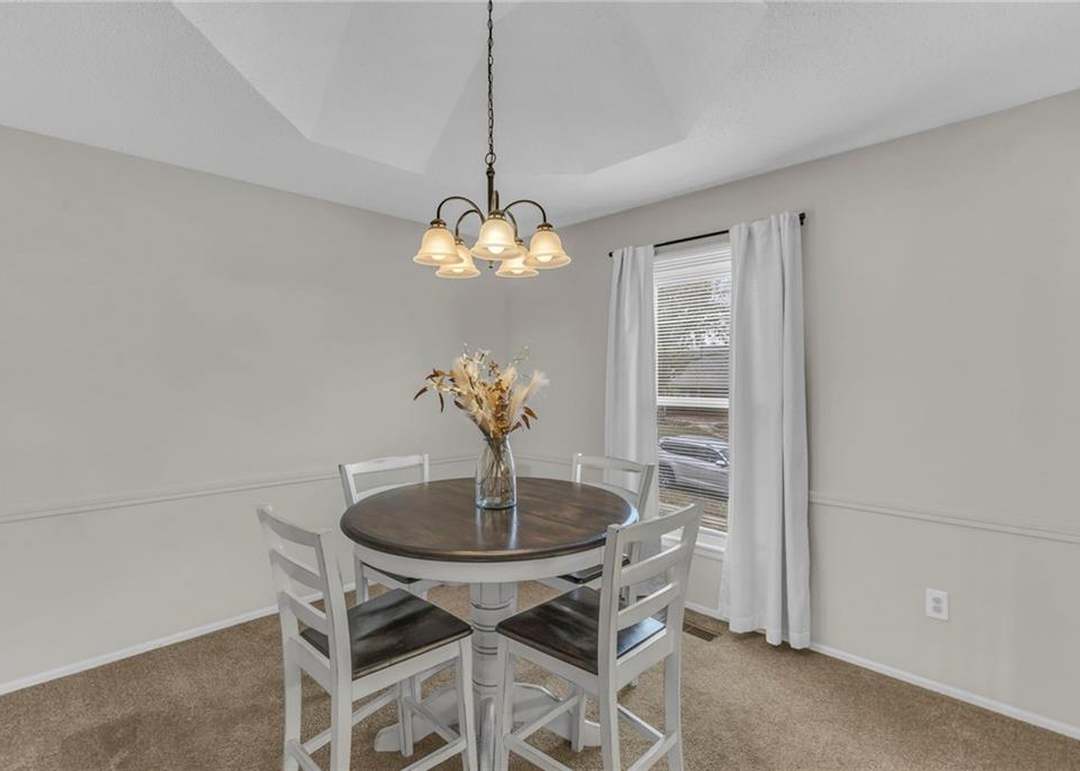 6131 Greenwood Drive — photo 6