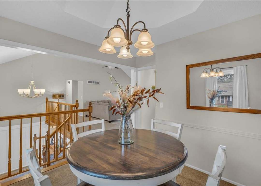 6131 Greenwood Drive — photo 12