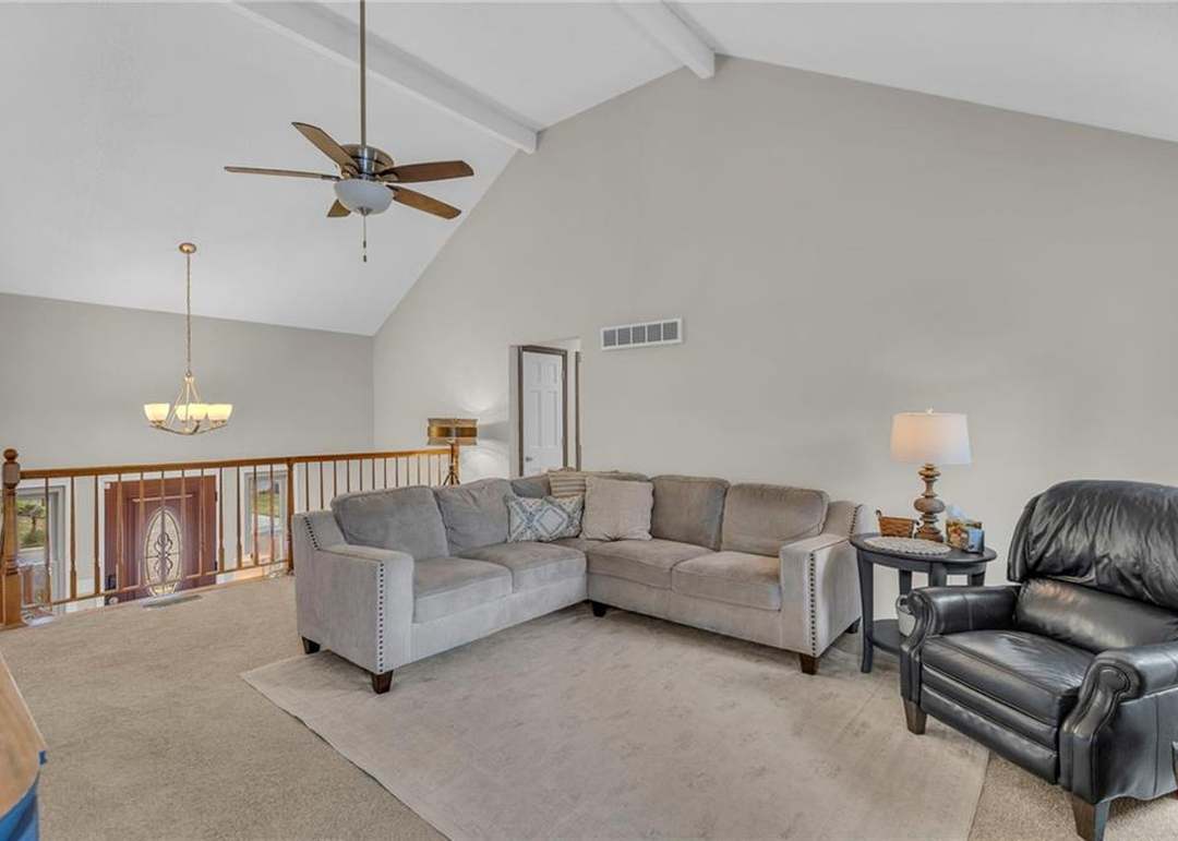 6131 Greenwood Drive — photo 15
