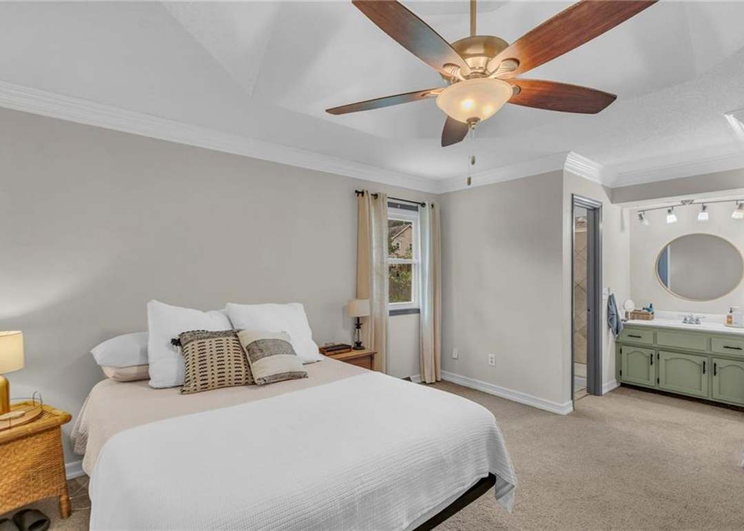 6131 Greenwood Drive — photo 22