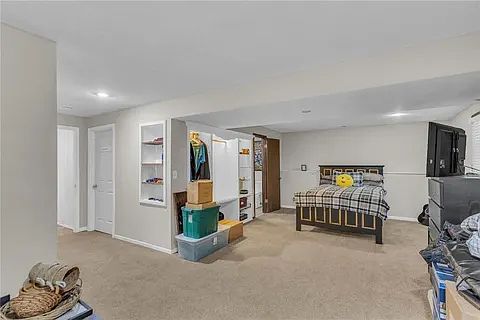 6131 Greenwood Street — photo 9