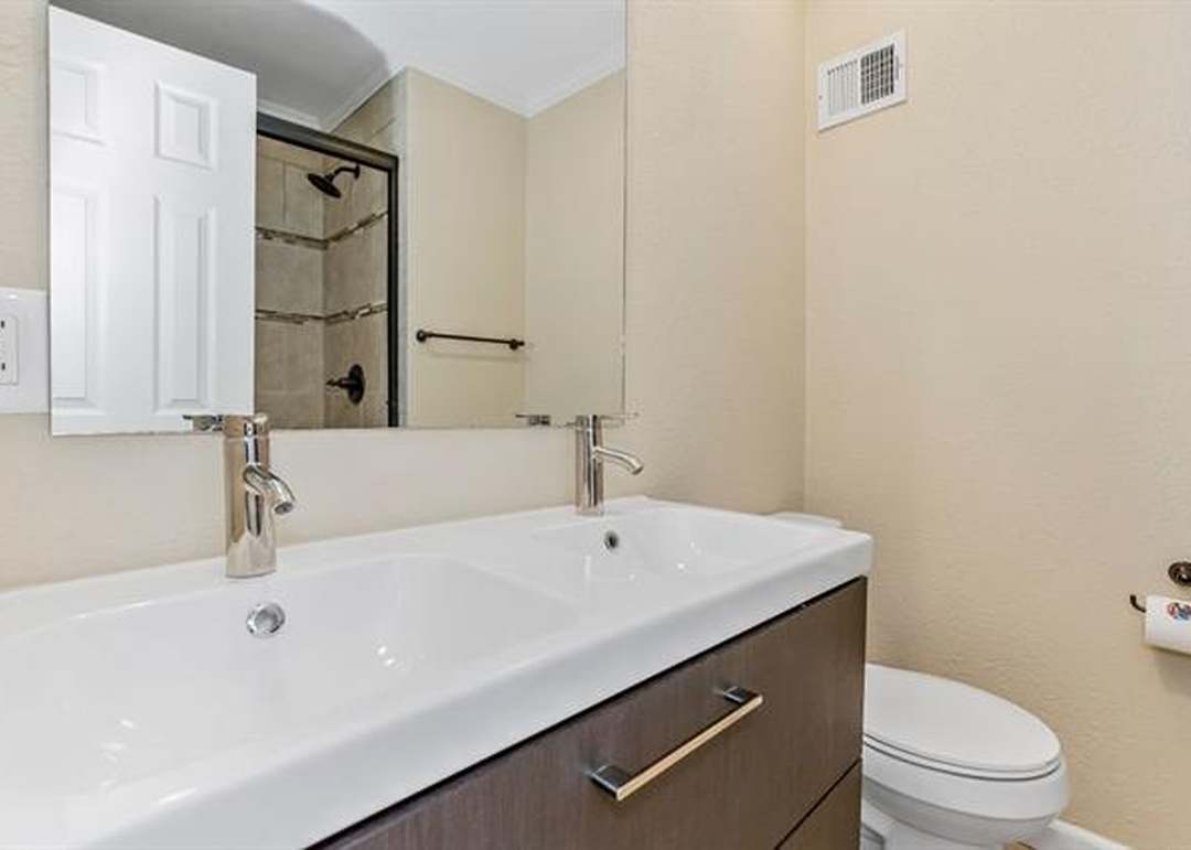 6141 Newton Street — photo 22