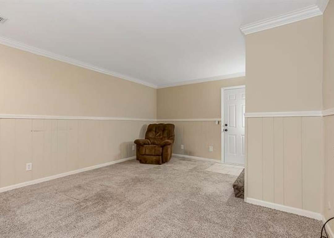6141 Newton Street — photo 25