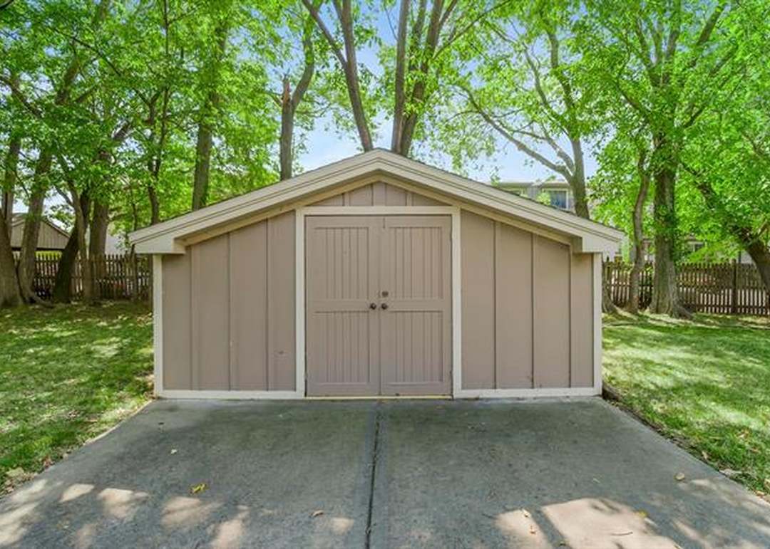 6141 Newton Street — photo 27