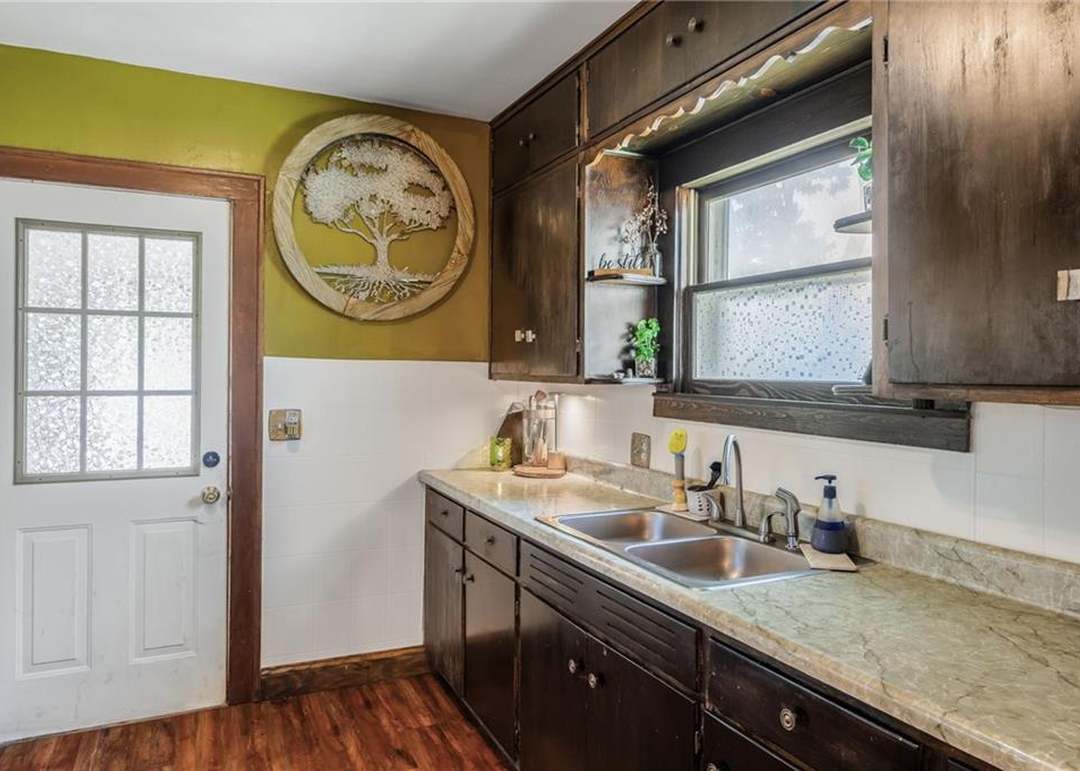 619 S Hardy Avenue — photo 20