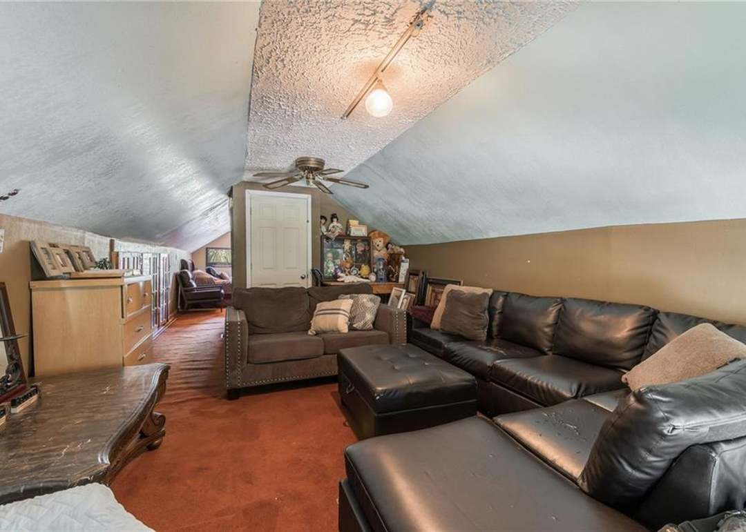 619 S Hardy Avenue — photo 35