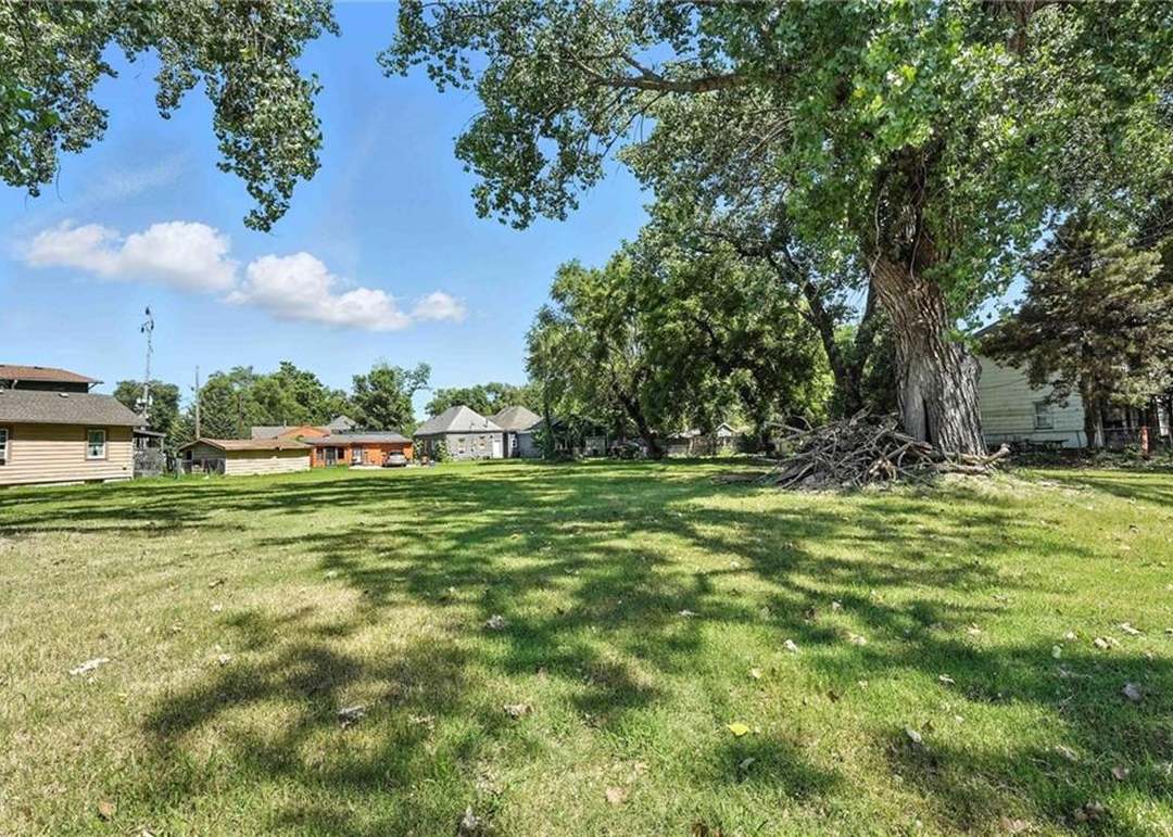 619 S Hardy Avenue — photo 45