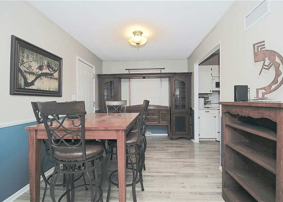 619 W 7th Avenue — photo 12