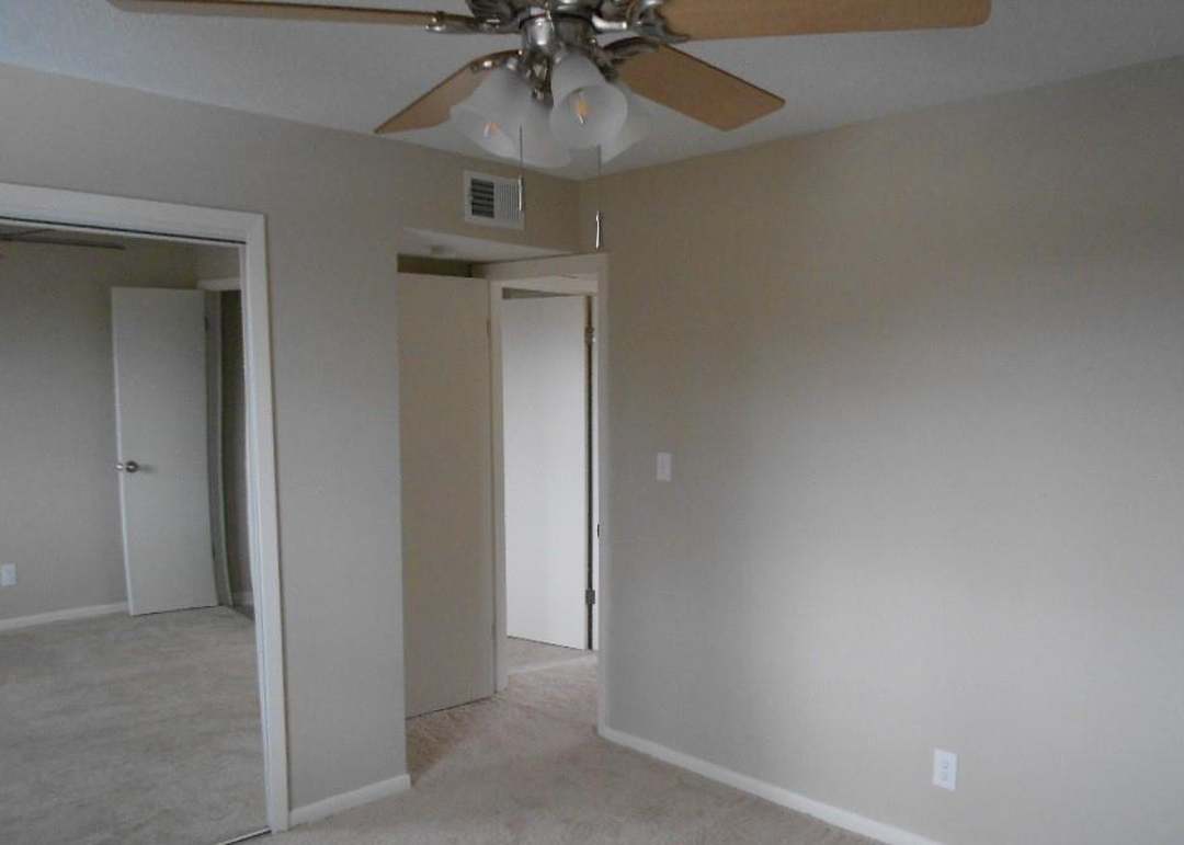 6200 Robinson #3 Street — photo 7
