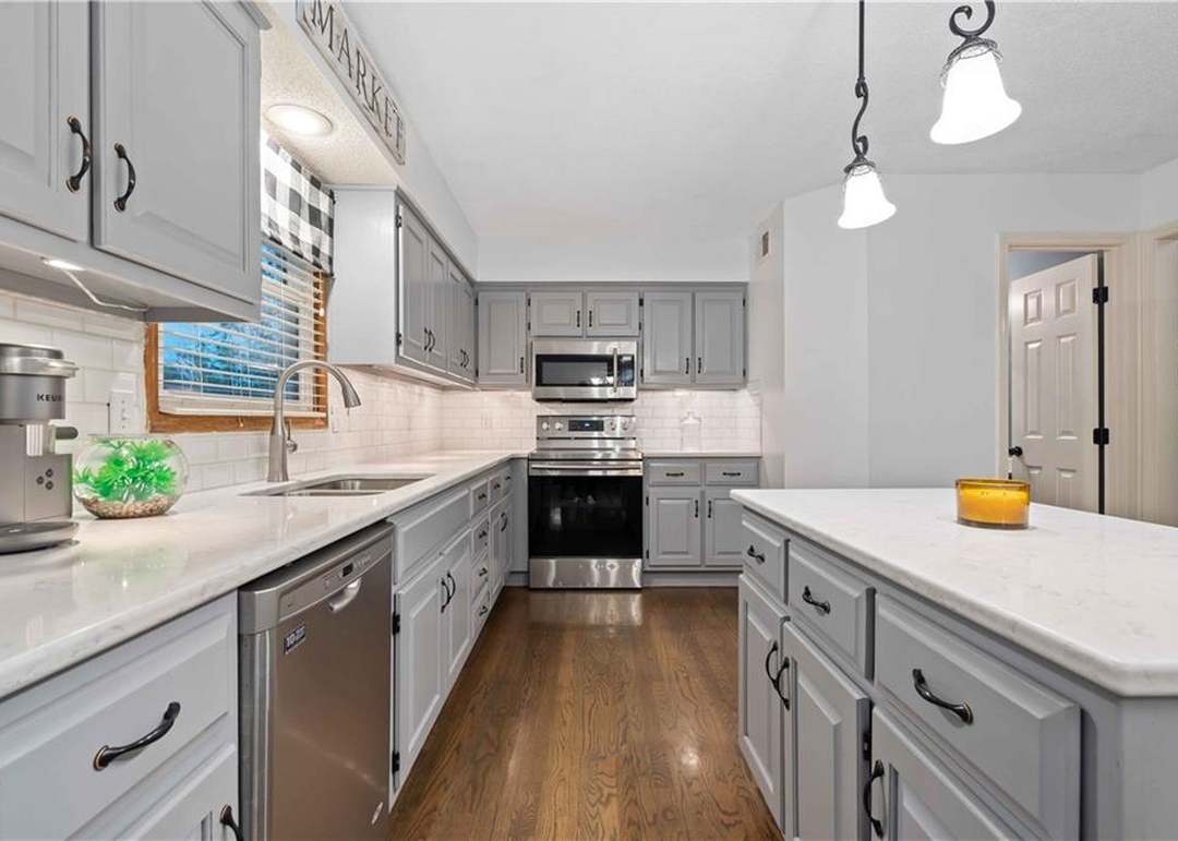 6235 W 155TH Place — photo 9