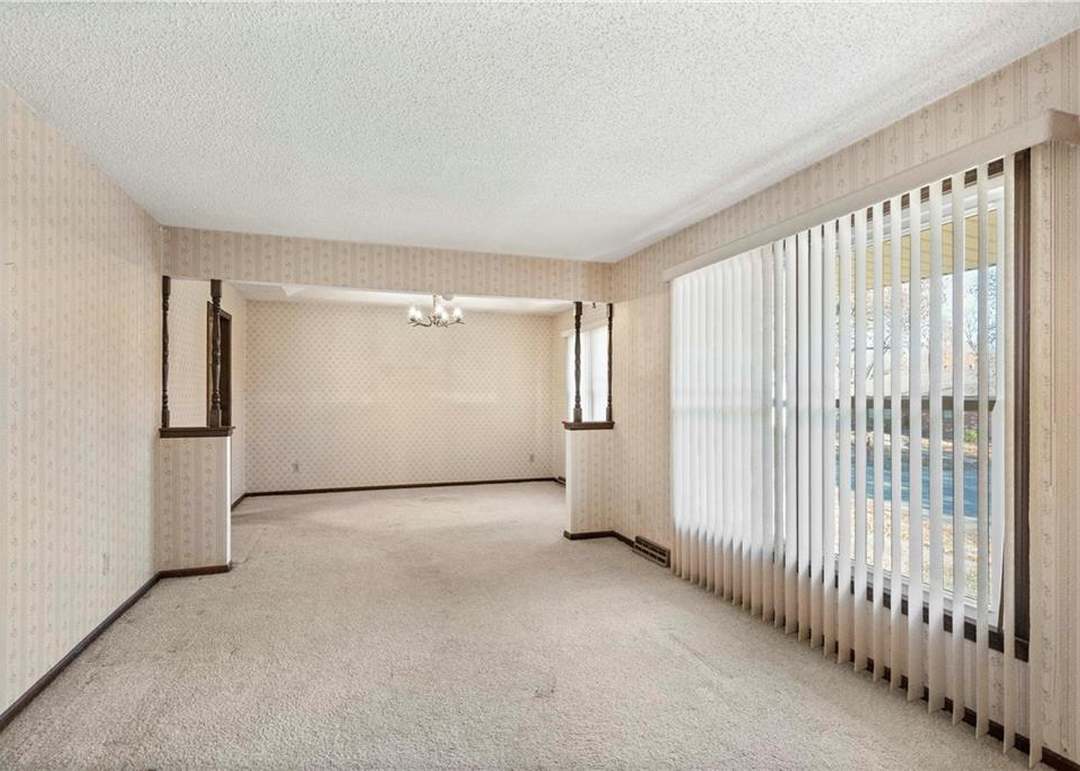 6240 Normandy Drive — photo 13