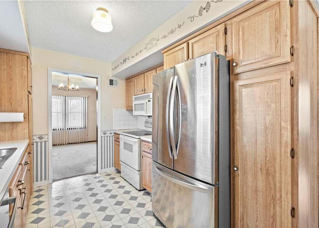 6240 Normandy Drive — photo 18