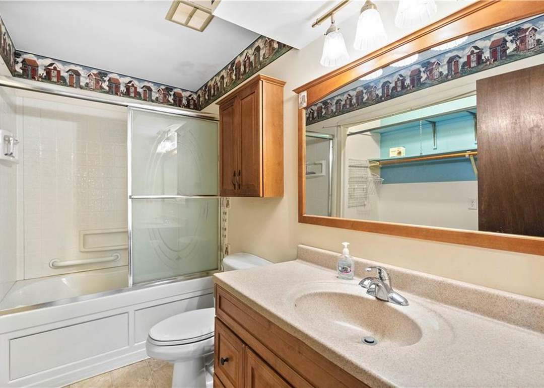 6240 Normandy Drive — photo 22