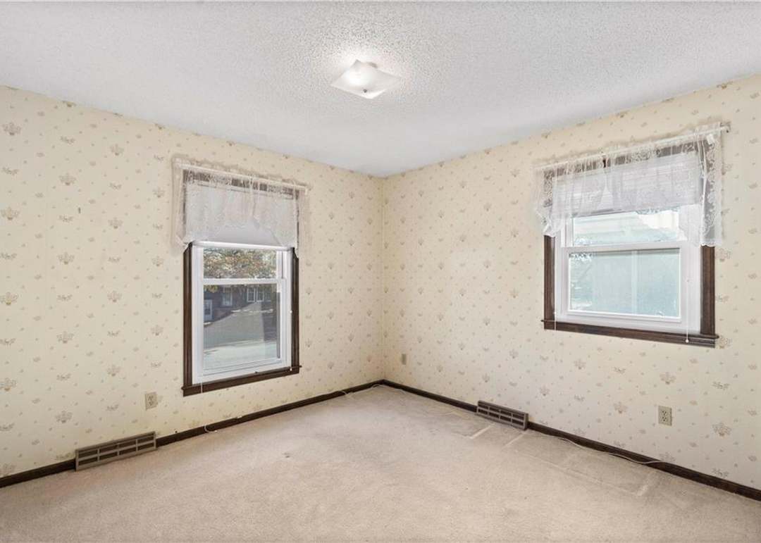 6240 Normandy Drive — photo 23