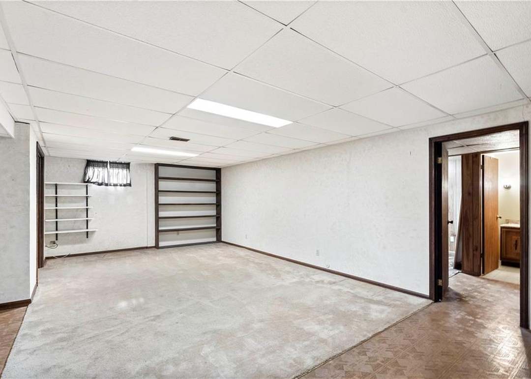 6240 Normandy Drive — photo 29