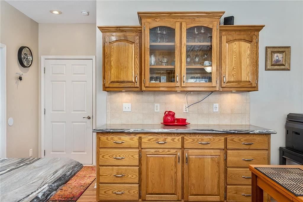 629 E Dogwood Street — photo 11