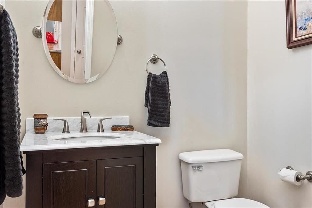 629 E Dogwood Street — photo 13