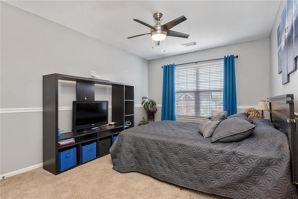 629 E Dogwood Street — photo 19