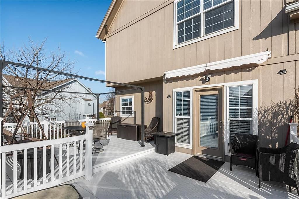 629 E Dogwood Street — photo 29