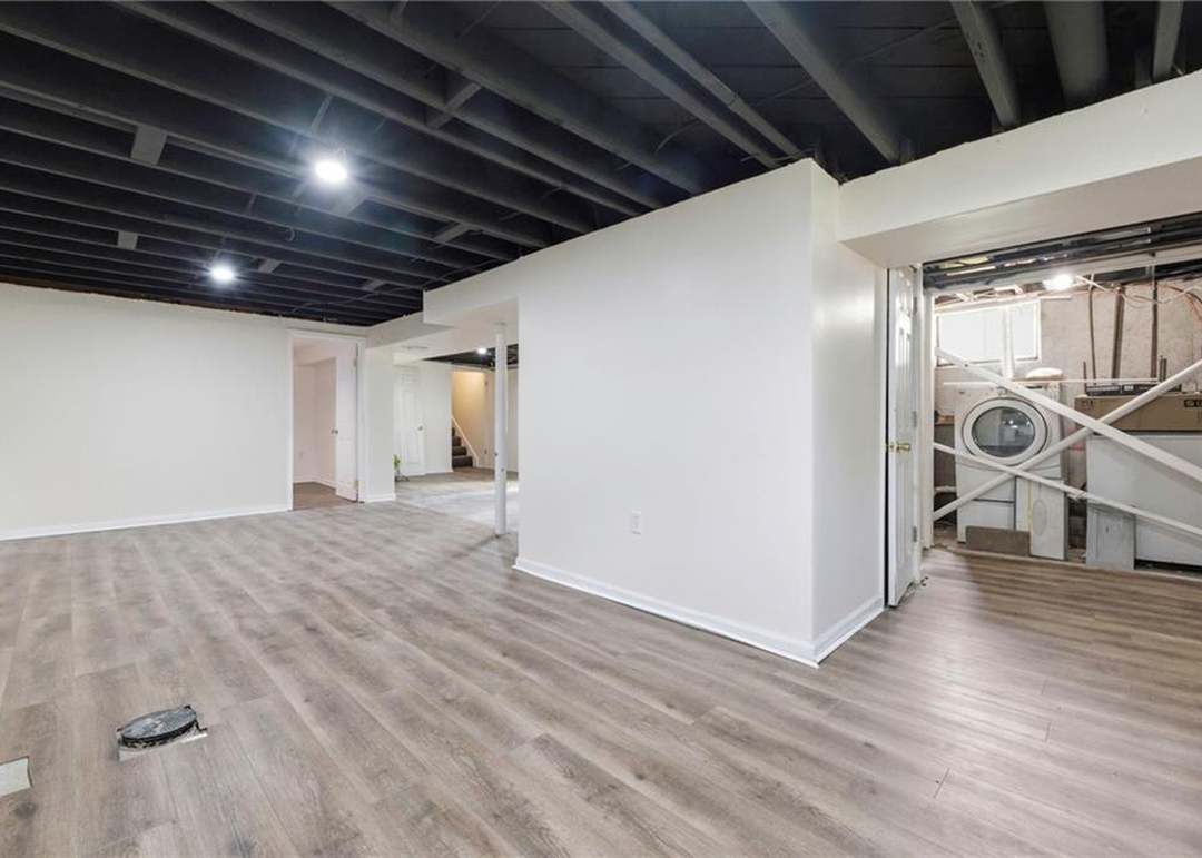 6301 E 101st Street — photo 18