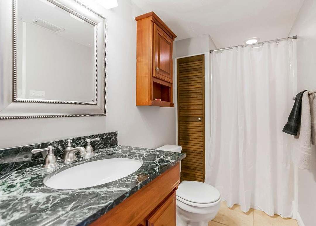 6301 W 101st Terrace — photo 25