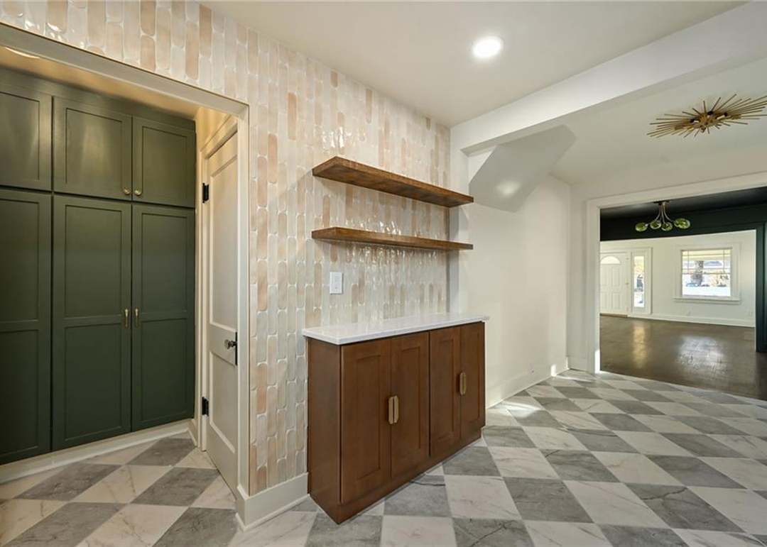 6327 Main Street — photo 16