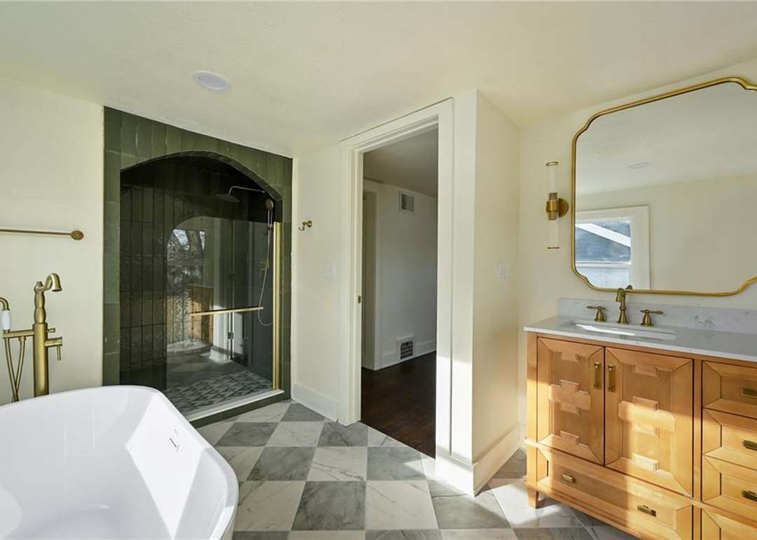6327 Main Street — photo 17