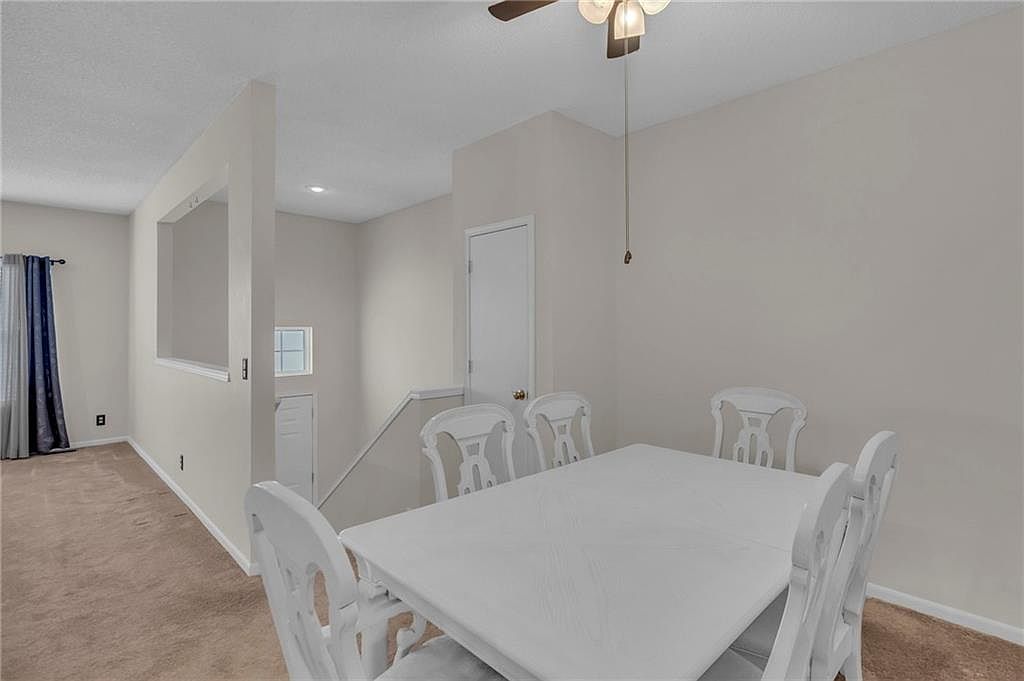 633 Woodson Lane — photo 6