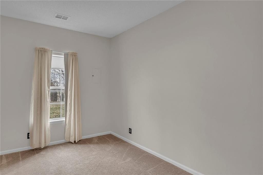 633 Woodson Lane — photo 22
