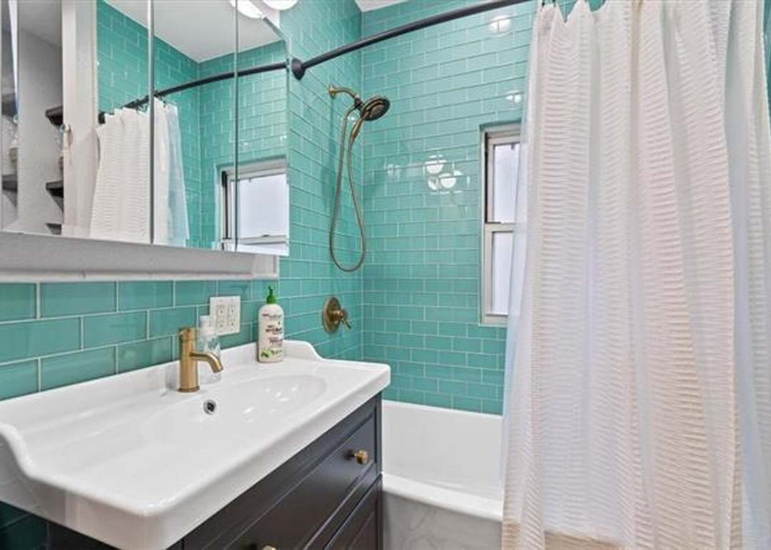 634 SPLITLOG Avenue — photo 16