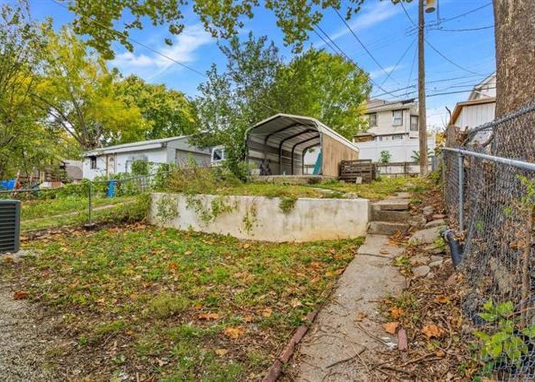 634 SPLITLOG Avenue — photo 25