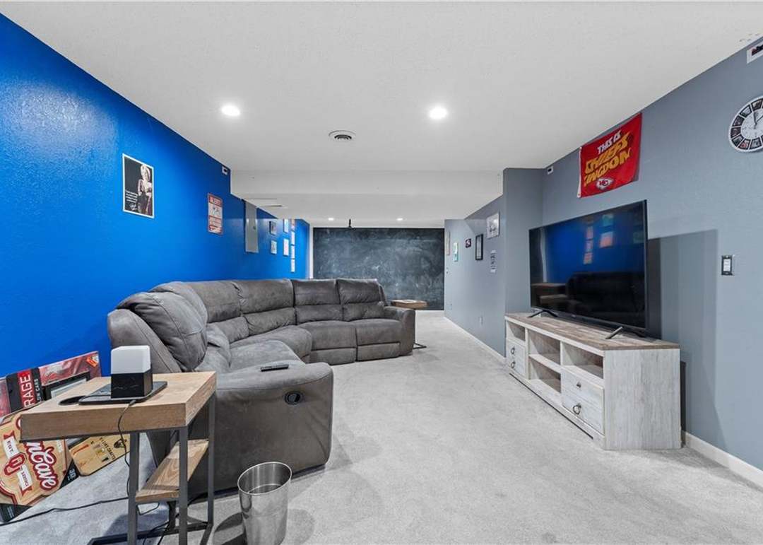 6342 Stevenson Street — photo 34