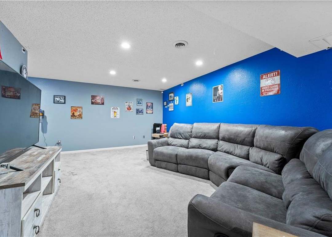 6342 Stevenson Street — photo 35