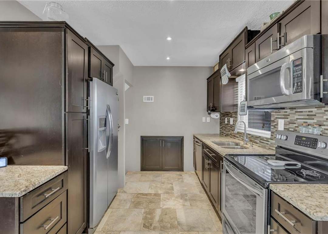 636 NE 45th Street — photo 16