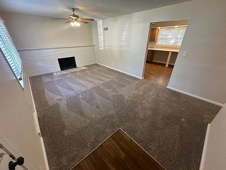 6406 W 72nd Terrace — photo 5