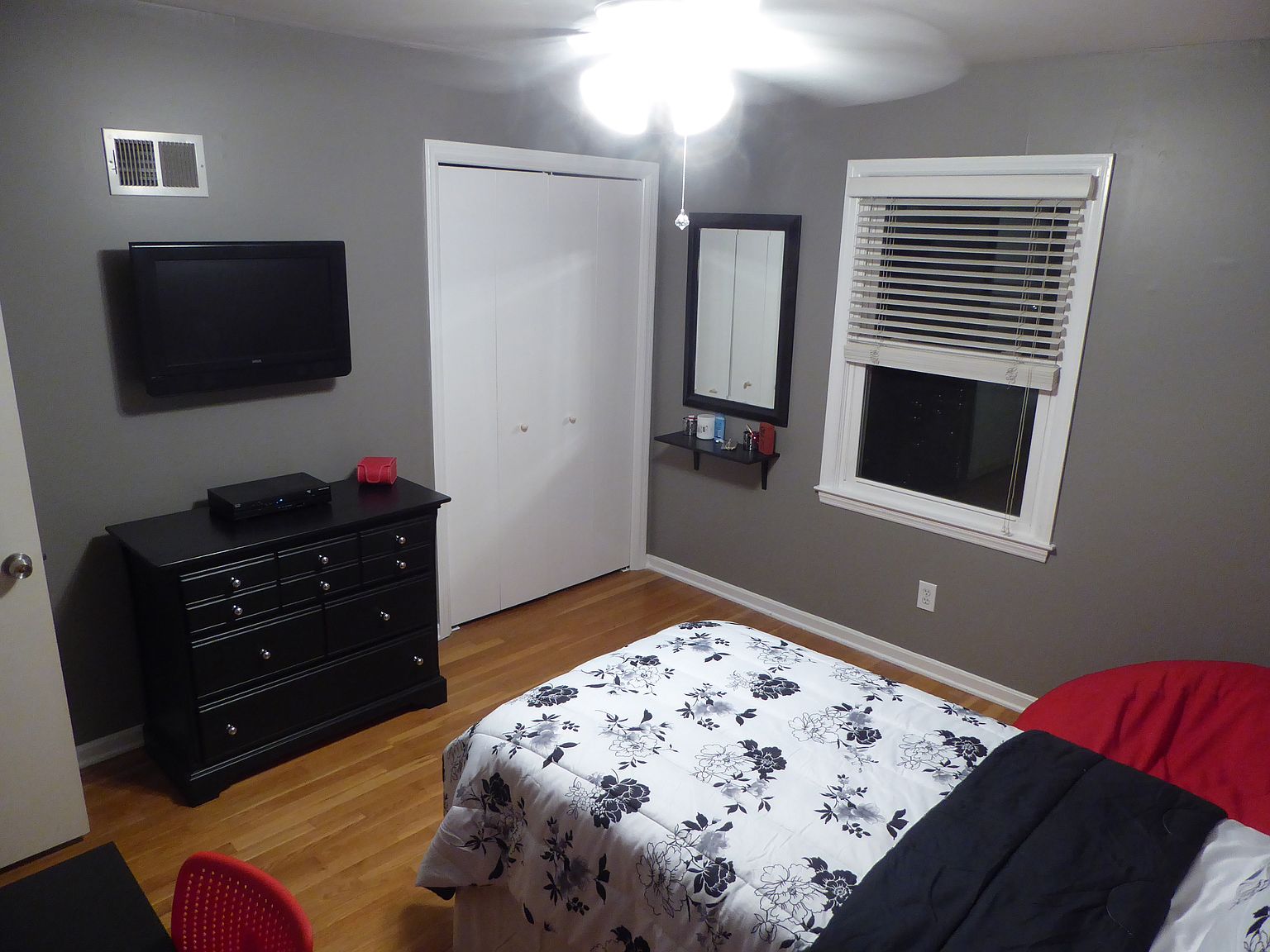 6408 W 101st Street — photo 26
