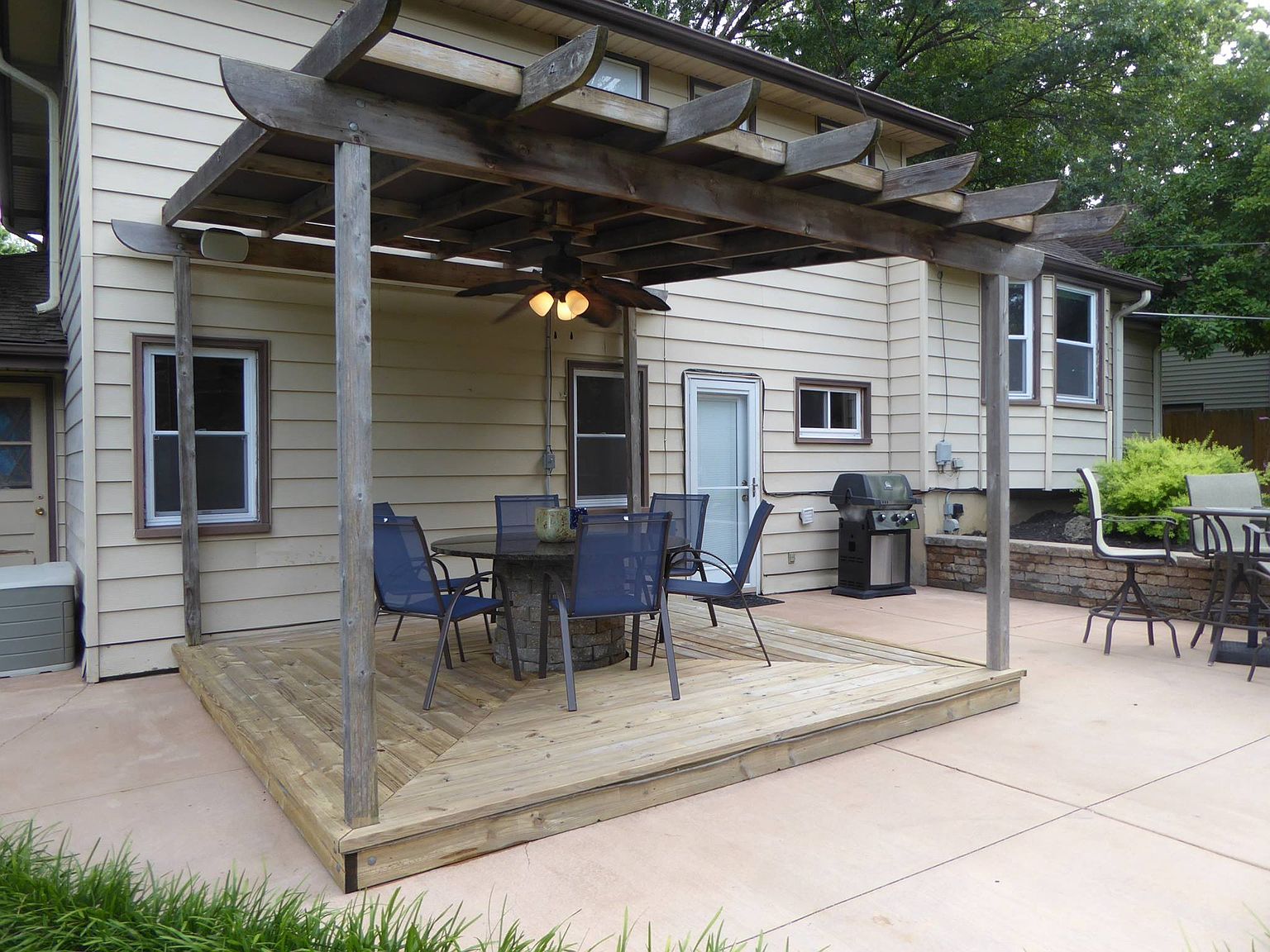 6408 W 101st Street — photo 38