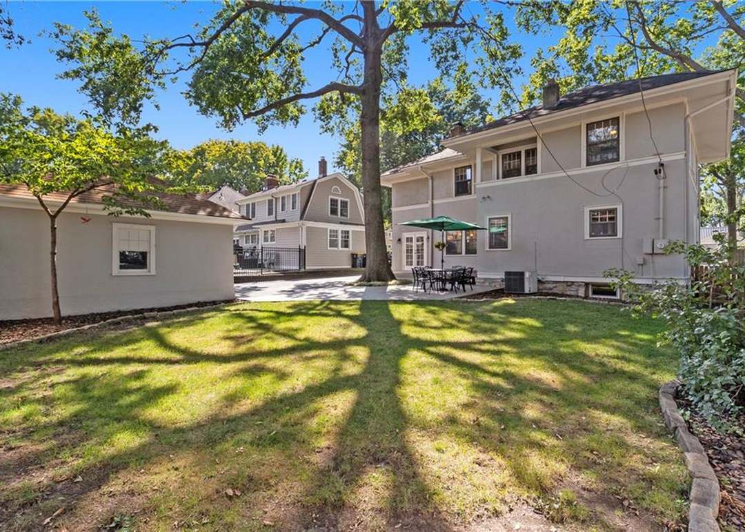 6411 Washington Street — photo 47