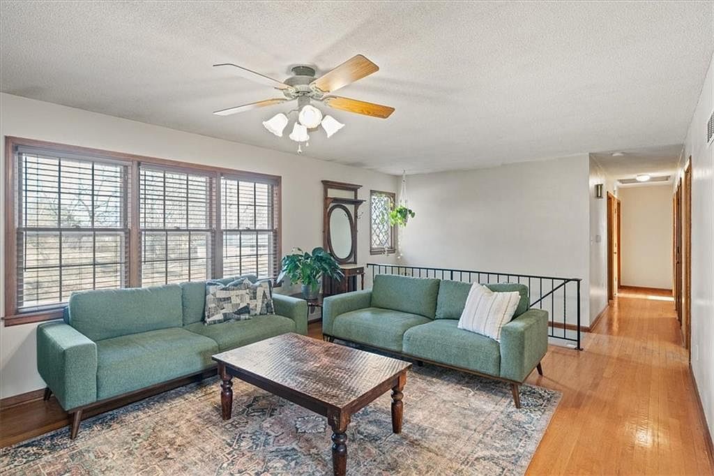 6424 Evanston Avenue — photo 7